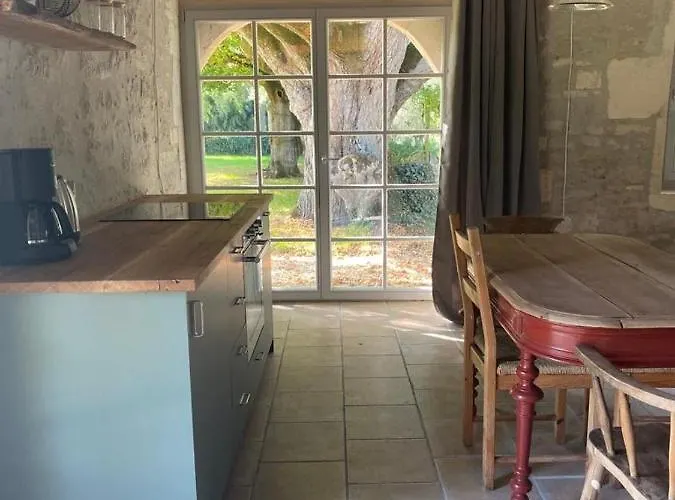 Lägenhet Beautiful Riverside Boathouse